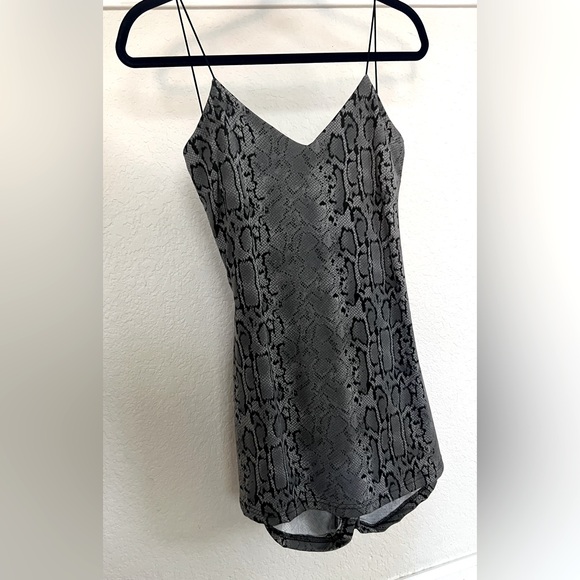 Street Code | Vintage “Snakeskin” Romper - Picture 3 of 6